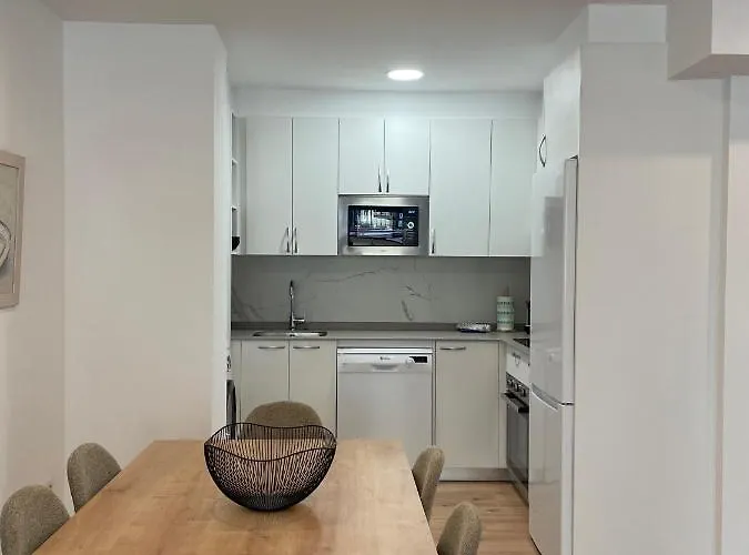 Izarra By Smiling דירה *